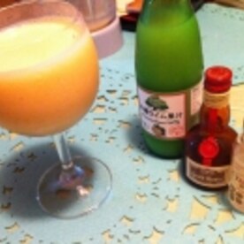 女性向け O フローズンバナナカクテル レシピ 作り方 By 嵯峨 恭也 楽天レシピ 女性向け O フローズンバナナカクテル レシピ 作り方 By 嵯峨 恭也 楽天レシピ